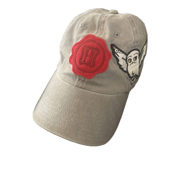 Harry Potter Wizarding World Cap HAT UNISEX 14 And Up - Picture 1 of 4